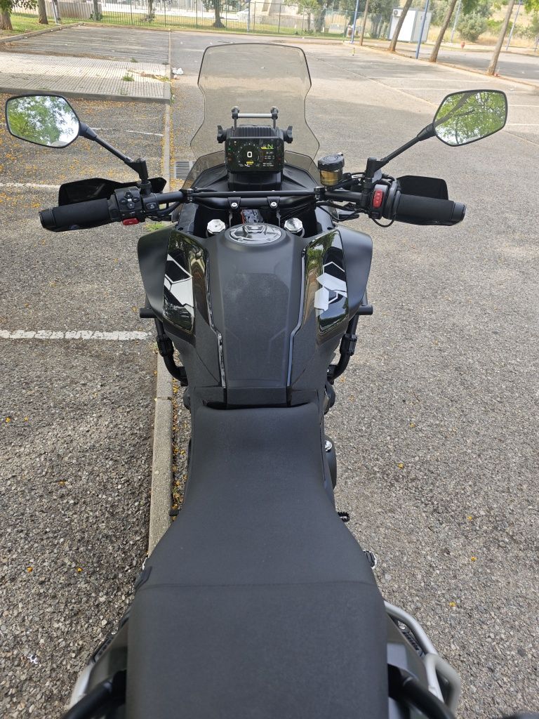CF Moto 700MT Adv 2025 com kit malas + garantia 3 anos