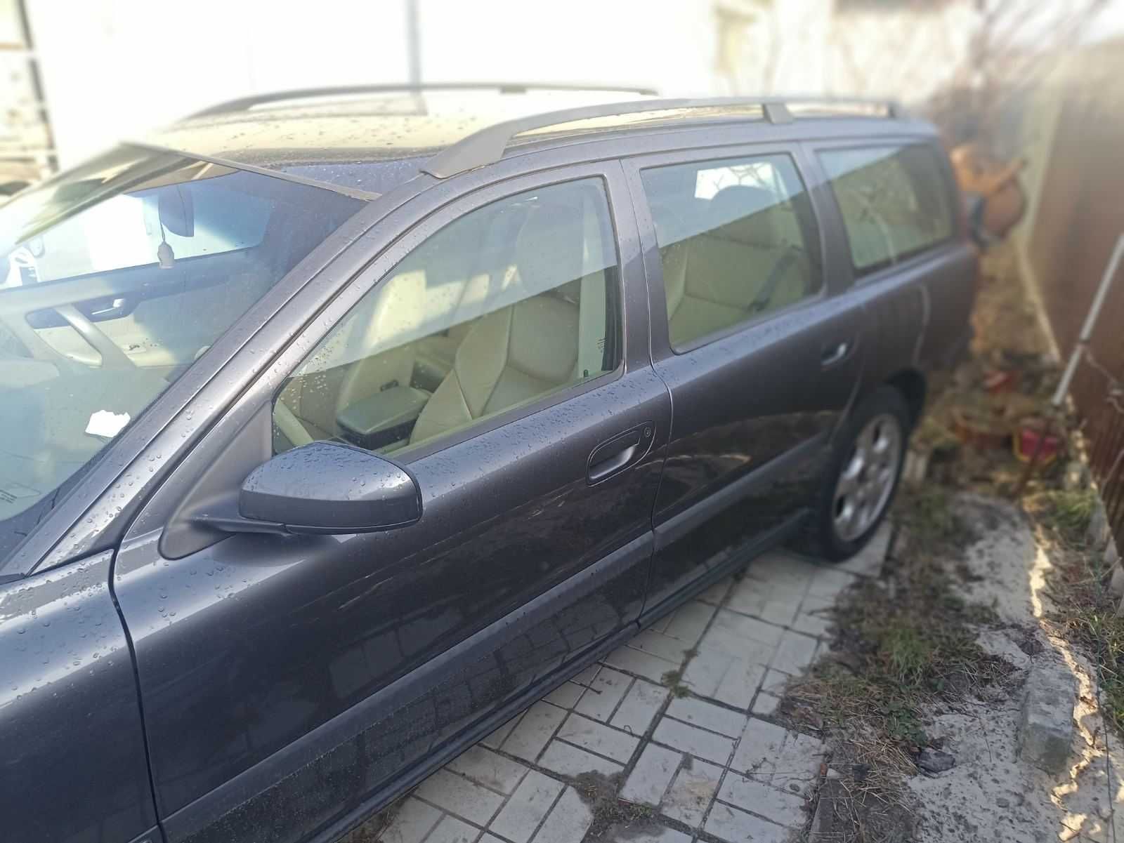 Продам Volvo v 70 2004рік