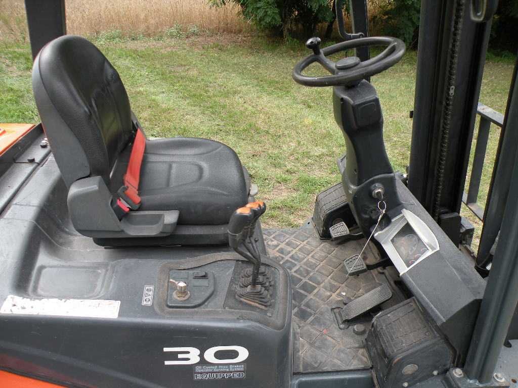 Wózek Widłowy Doosan D30 Diesel 2018r. ładny