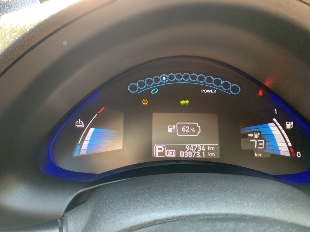 Продам Nissan Leaf SI