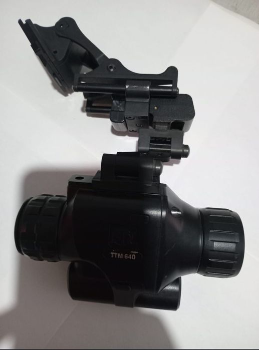 Прилад нічного бачення