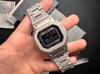 Casio G-Shock  40th Anniversary RECRYSTALLIZED GMW-B5000PS-1JR (JDM)
