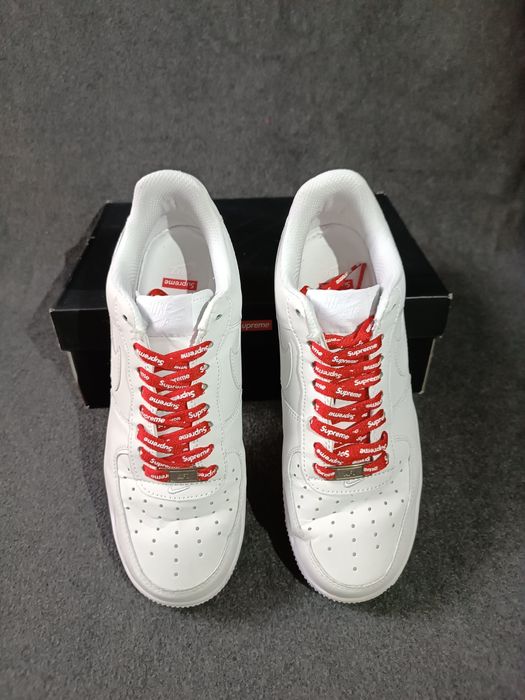 Nike air force one supreme