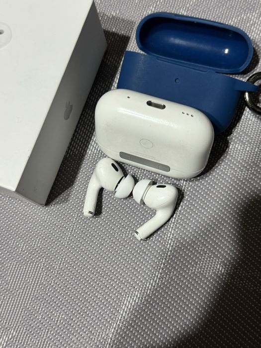 Apple Airpods 2. generacja (wersja USB-C) + Dowód zakupu