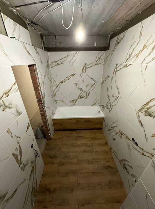 ПЛИТКА,Вкладання плитки ,Плиточники,Плиточні роботи Вараш