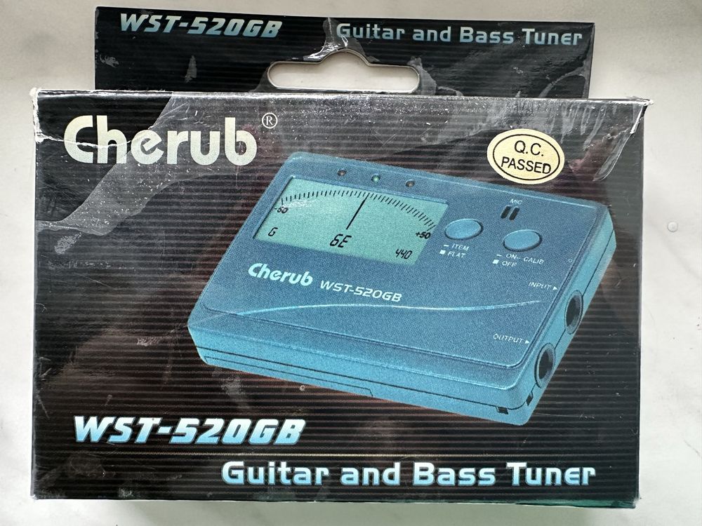 NOWY Tuner gitarowy Cherub WST-520 GB guitar and bass tuner