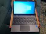 Laptop z ekranem dotykowym 13.3 cali jak nowy!