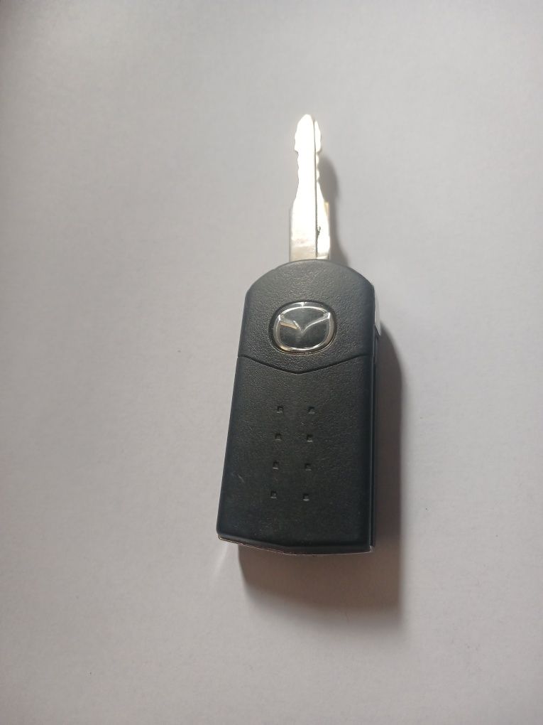 Продам оригінальний ключ мазда 6 2009 2.2 дизель