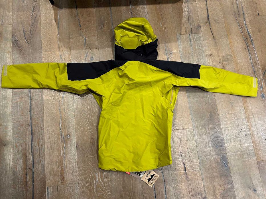 Kurtka GORE-TEX adidas TERREX GORE-TEX Pro Jacket - pulse olive roz. S