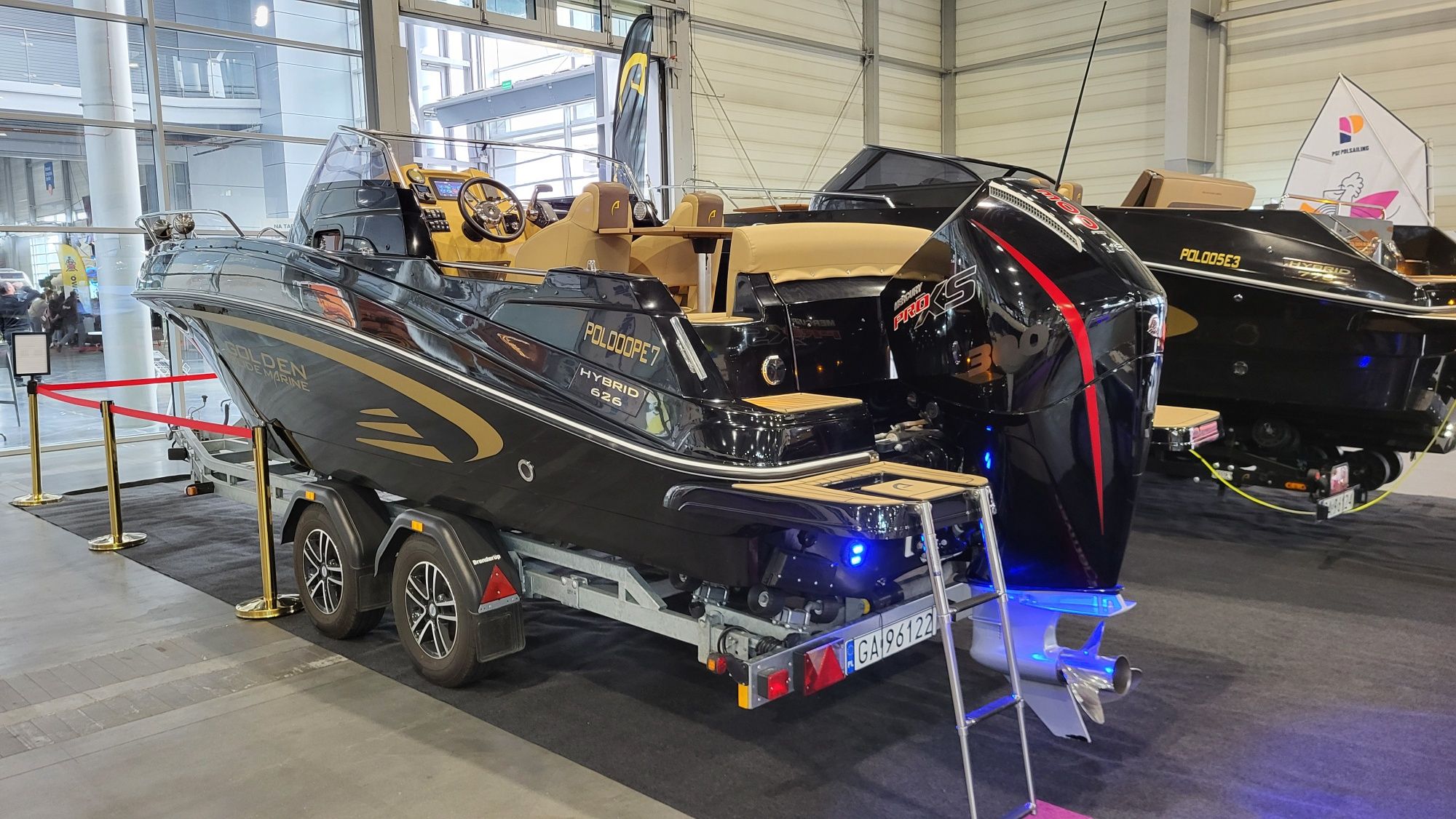 Jacht Motorowy Hybrid 626 mercury pro xs v8 300 sundeck kabina
