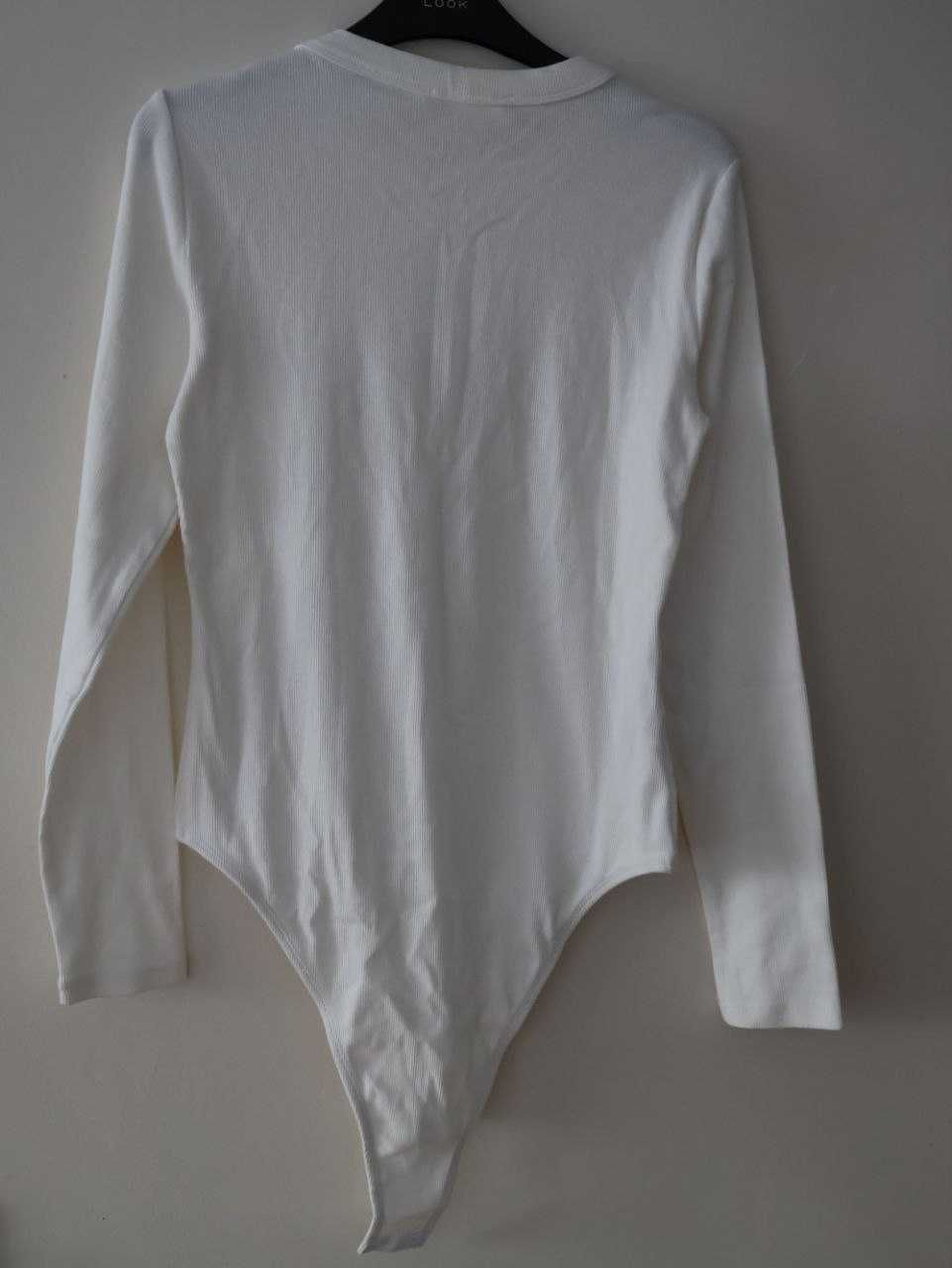 Białe body Mango