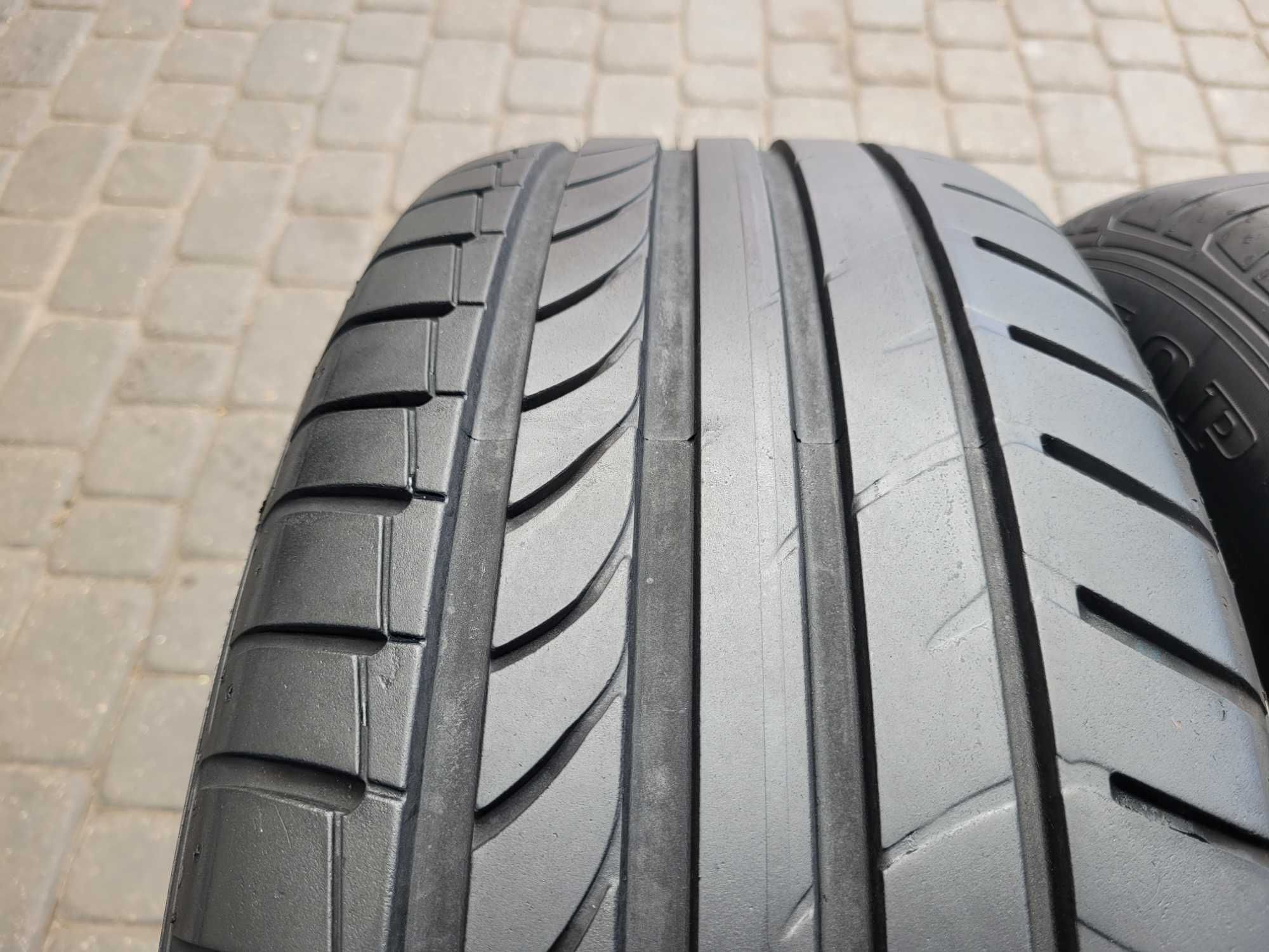235 /  55  R  17  Dunlop