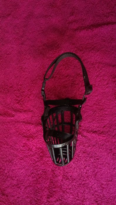 Регулируемый намордник для собак