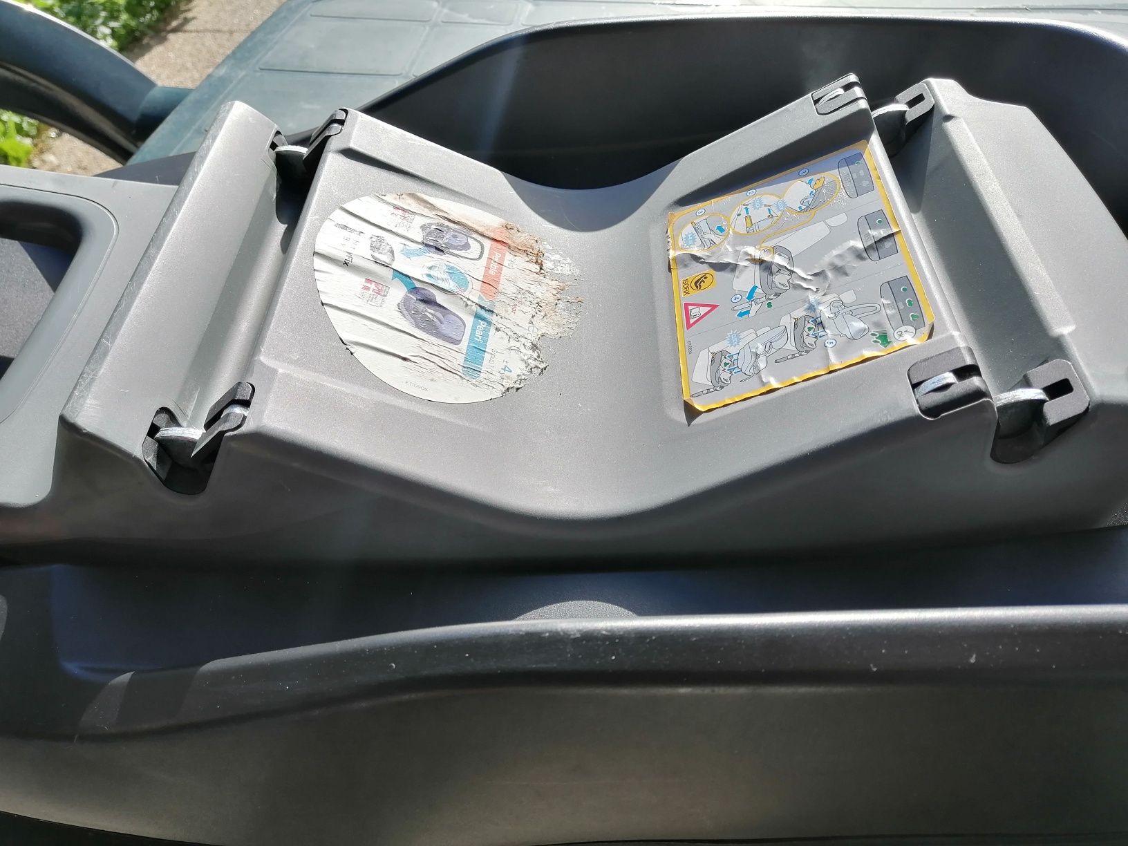 Cadeira auto e ISO fix bebé confort