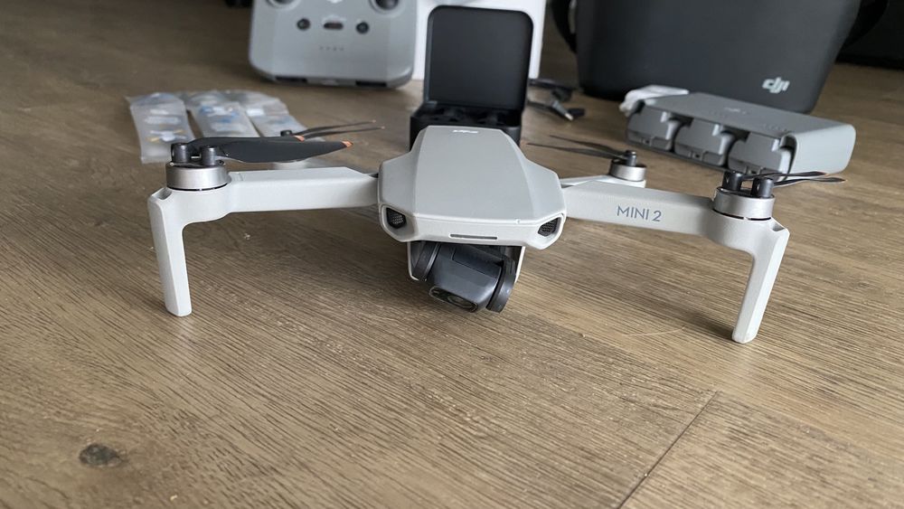 DJI mini 2 fly more combo - versao 4k