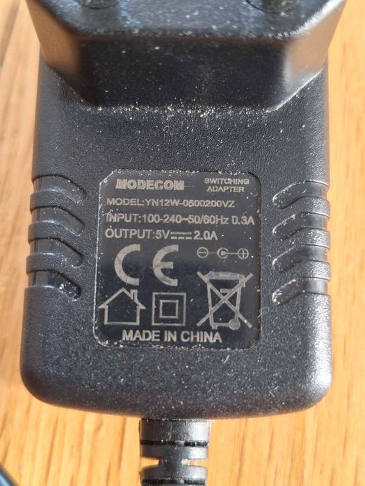 Zasilacz sieciowy Modecom YN12W-0500... 5V, 2A (2000 mA)