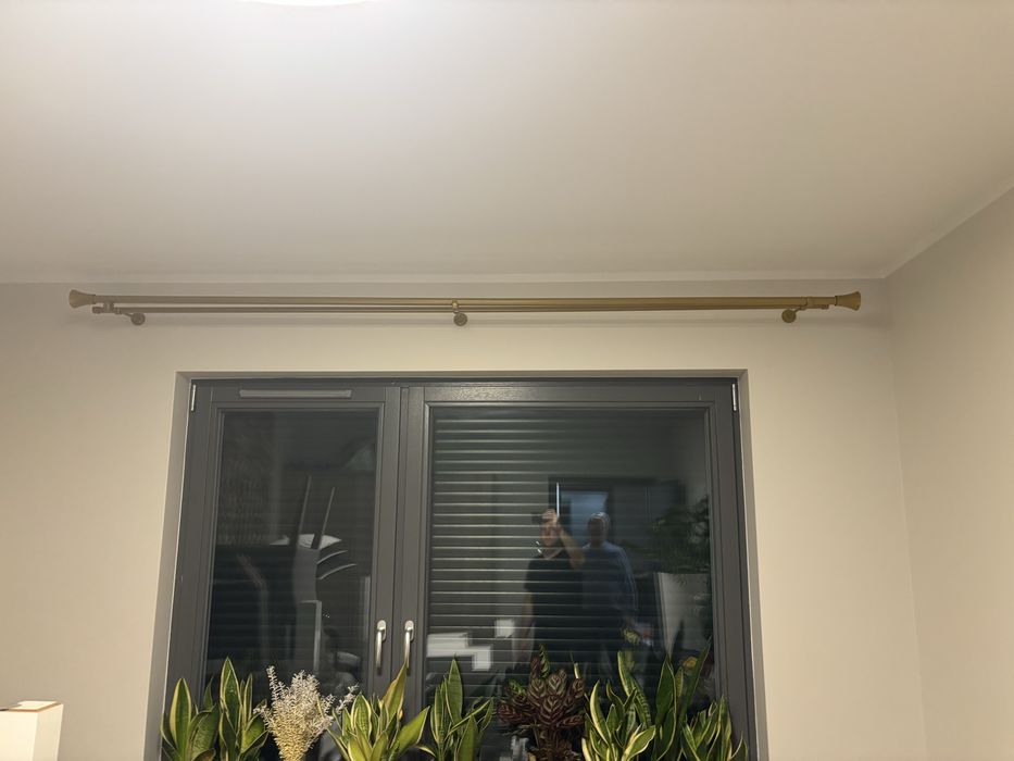 Zloty metalizownay karnisz 240 cm