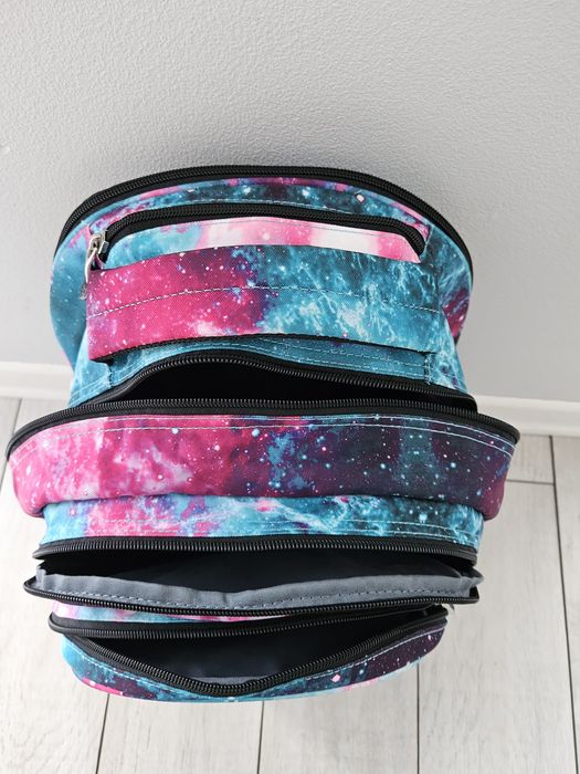 Plecak na kółkach +piórnik st.righ