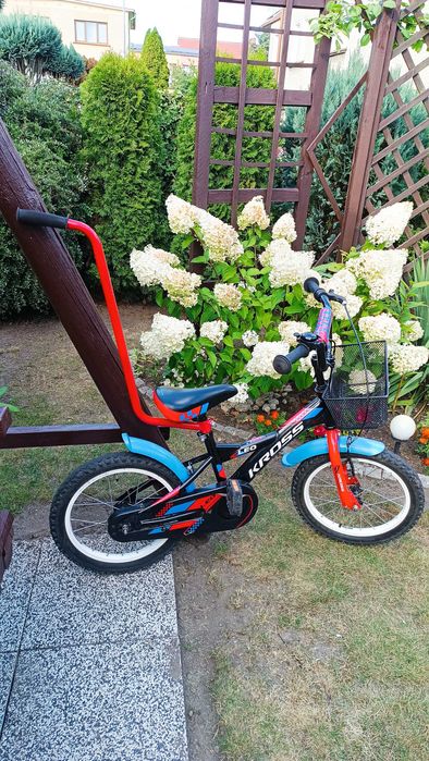 Kross Leo rower dziecięcy koła 16 cali koszyk prowadnica blackRed blue