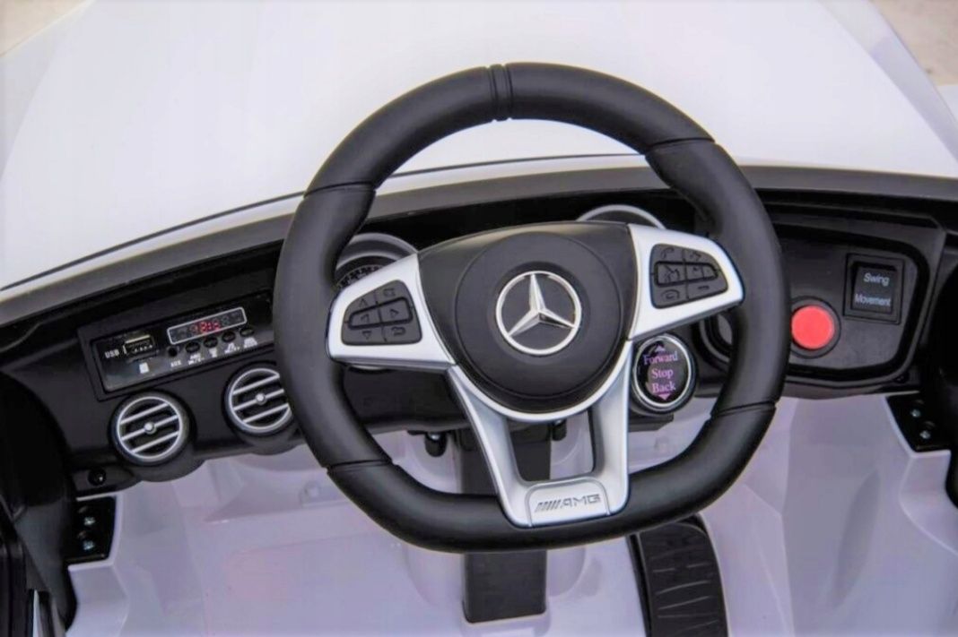 Auto pojazd Samochód Mercedes AMG cupe4x4 nowy tanio biały połysk skór