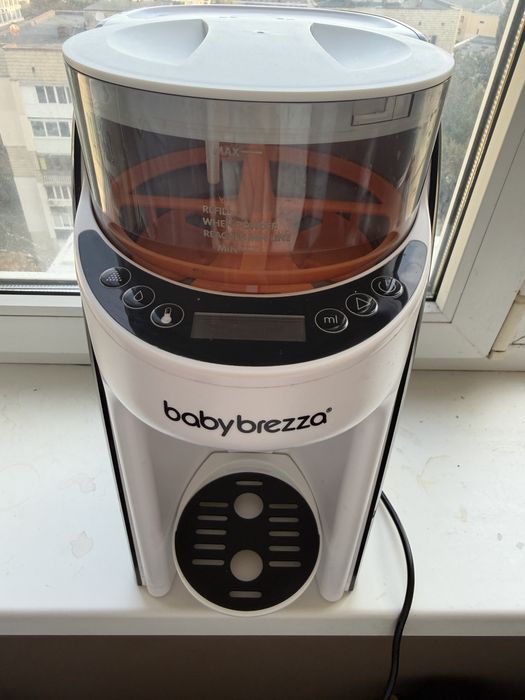 Baby brezza ( машина для приготування дитячих сумішей)