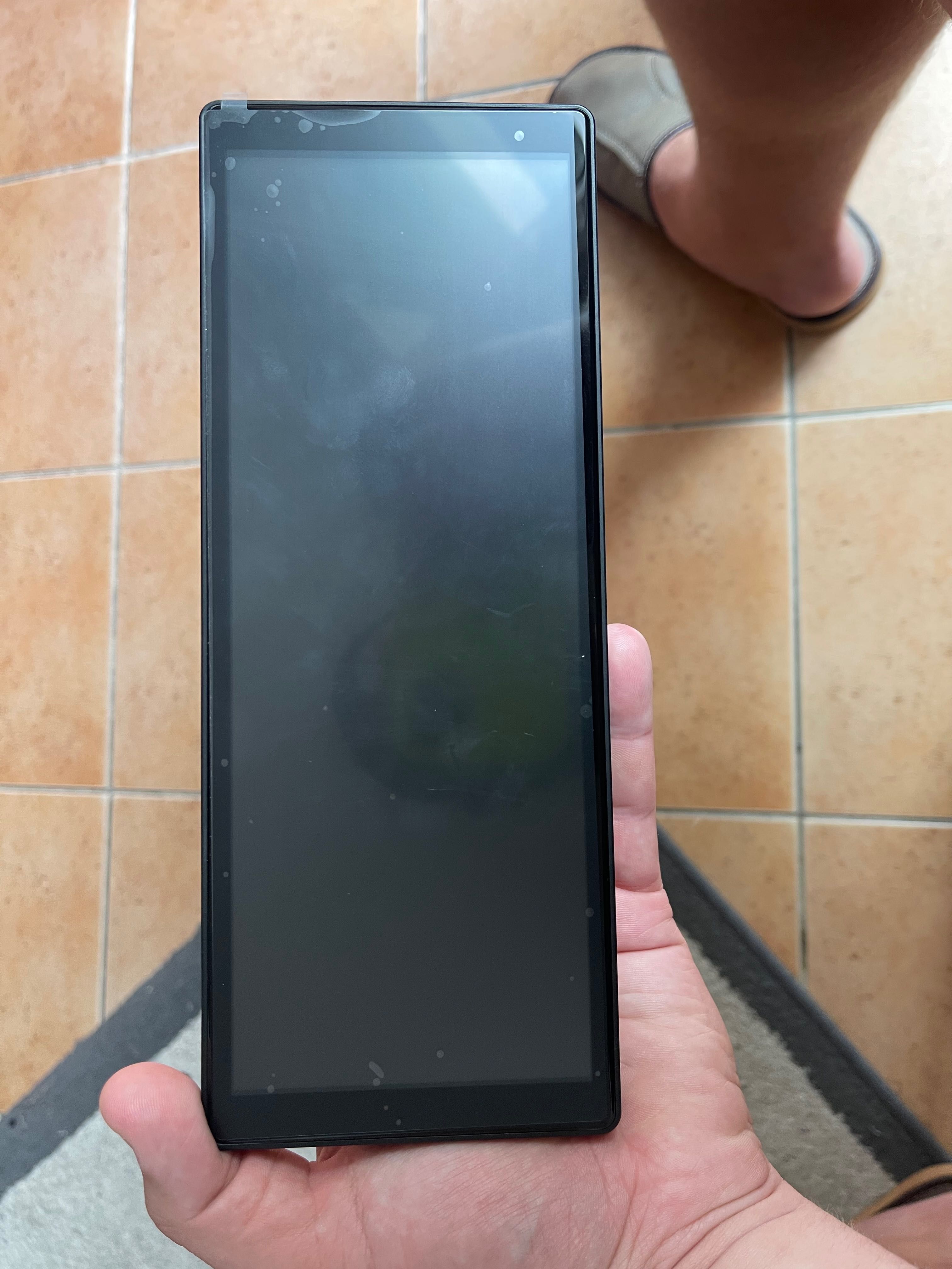 Ekran CarPlay C4 – Apple CarPlay / Android Auto do każdego auta!