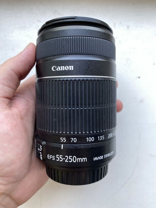 Canon Zoom Lens EF-S 55-250mm 1:4-5.6 IS II