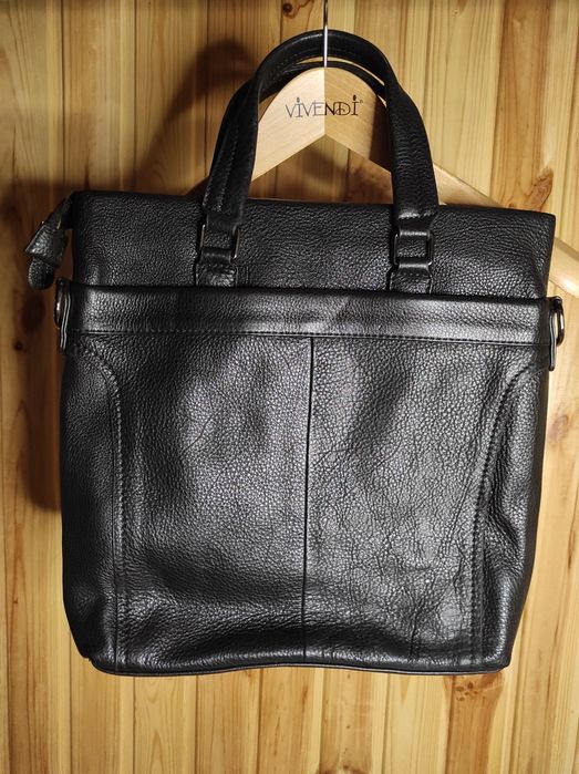 Сумка чорна шкіряна