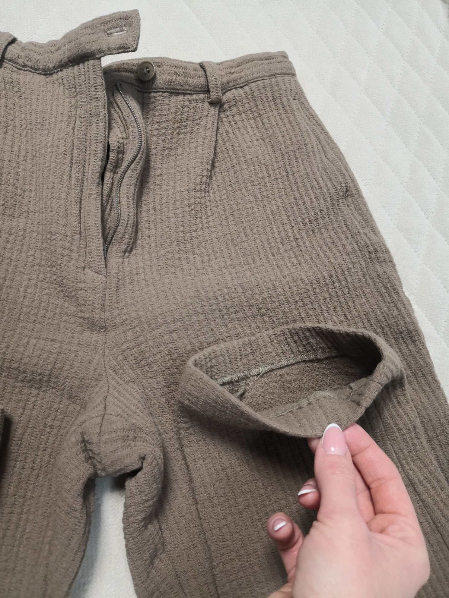 Calvin Klein oryginalne spodnie damskie 100% wełna