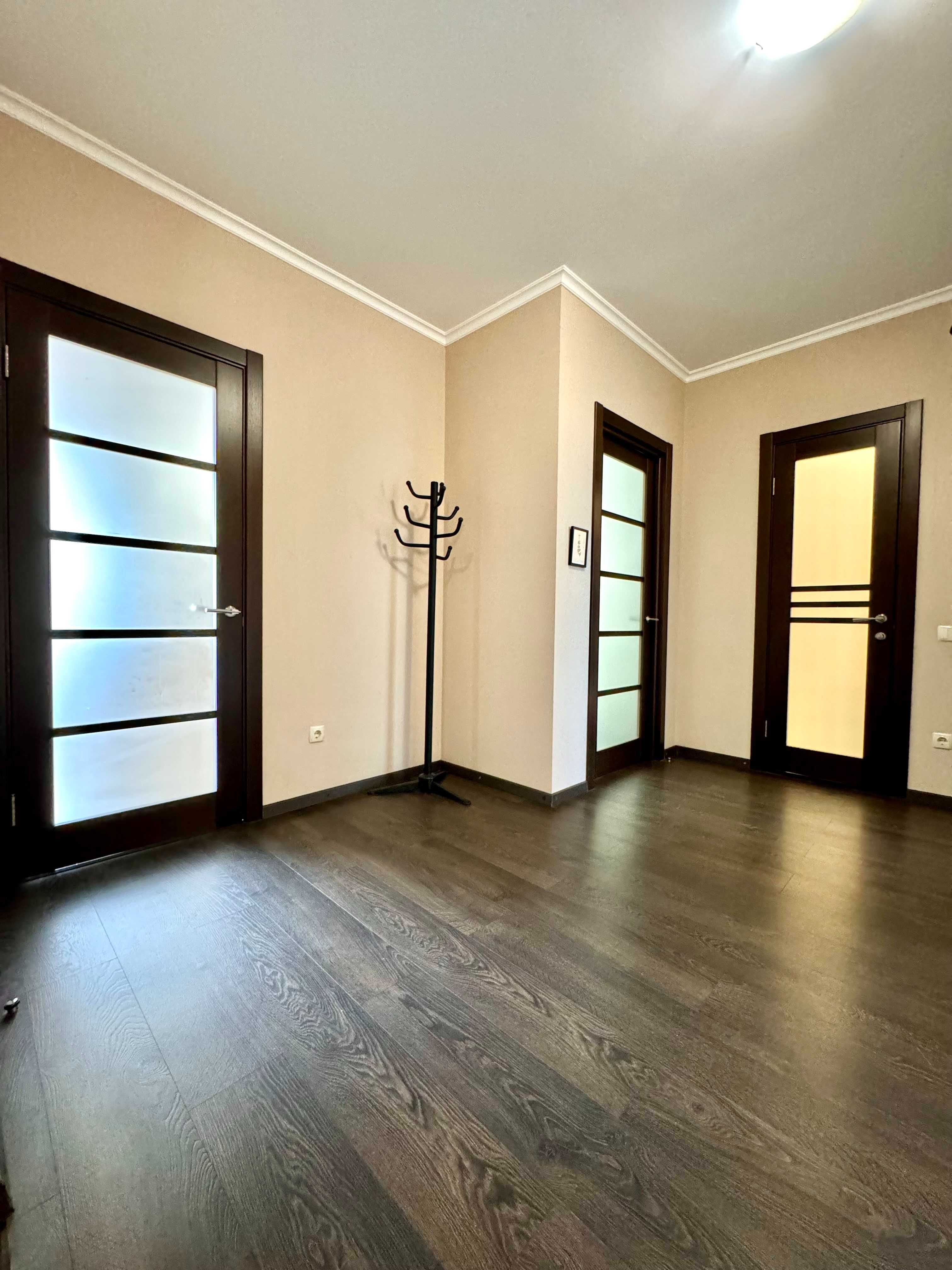 ApartPoltavaСВІТЛІ апарт.80м2 ,ОКРЕМІ кімн, НОВОБУДОВА.Центр.ЧЕК банк.