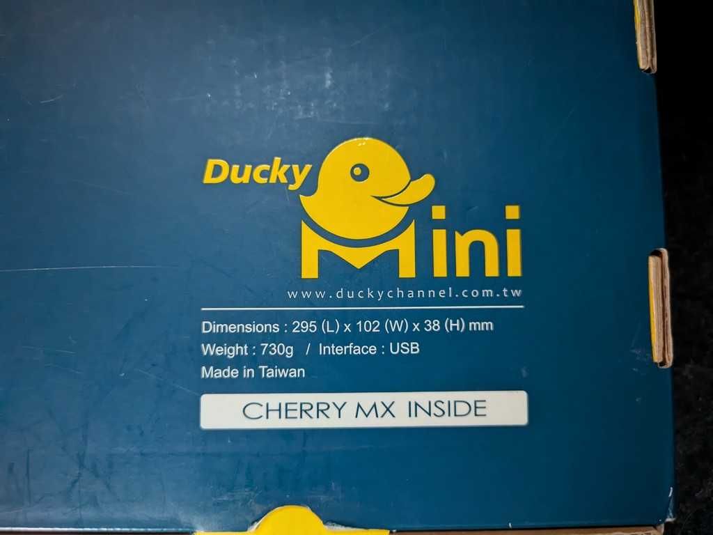 Klawiatura mechaniczna Ducky Mini - 61 klawisze - Cherry Mx Red