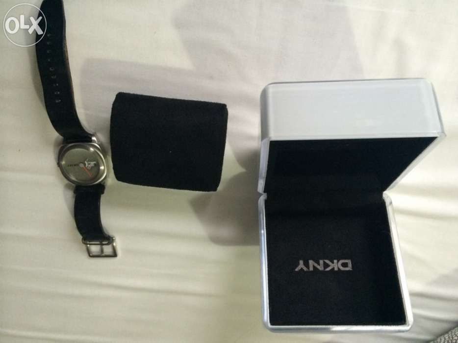 Relogio de homem marca DKNY