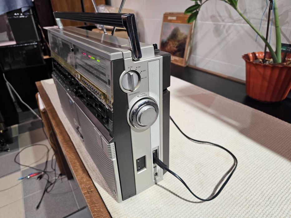 Магнітола SHARP GF-666