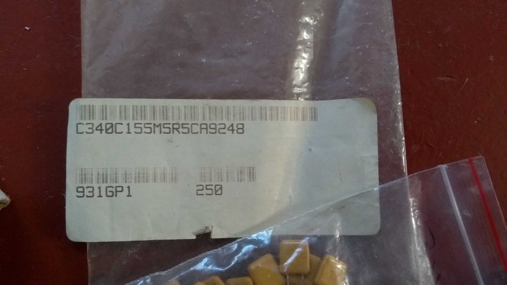 Конденсатор керамический avx 1mf 200v 100v br502c105kta