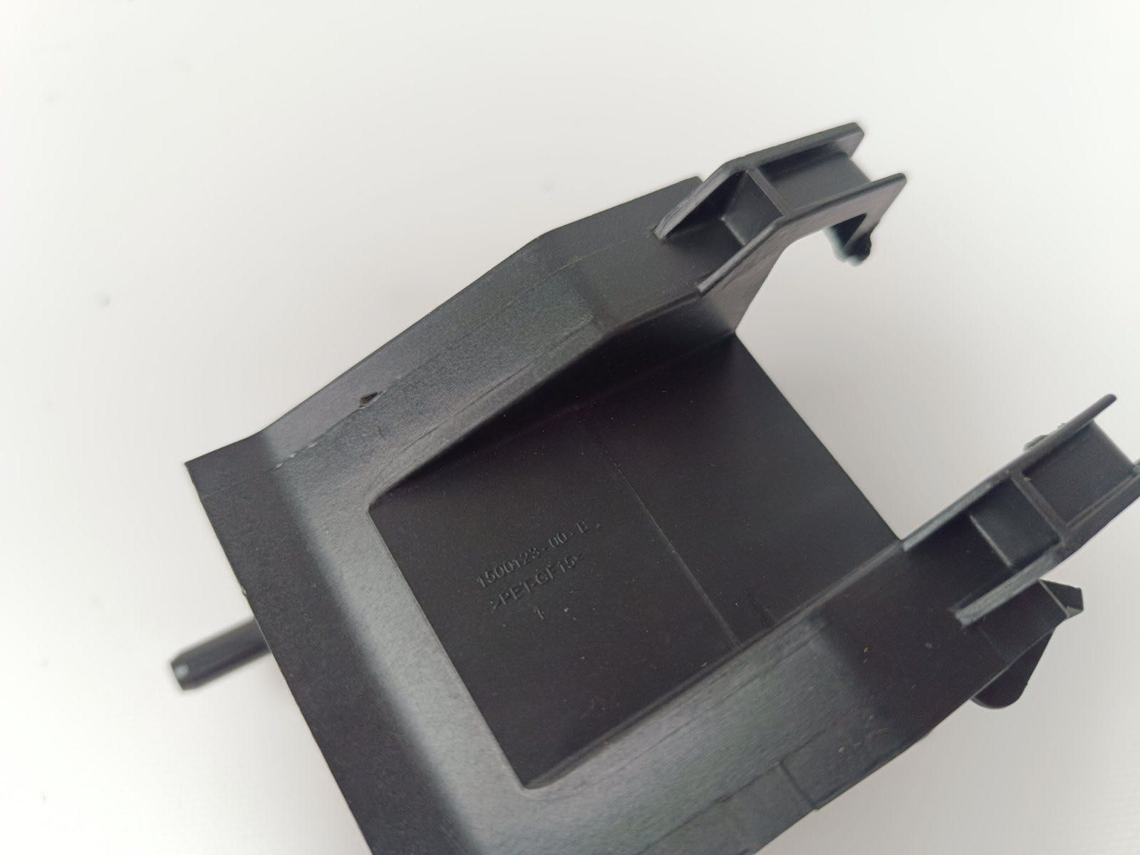 Кронштейн кріплення радара Tesla Model Y 1500123-00-B