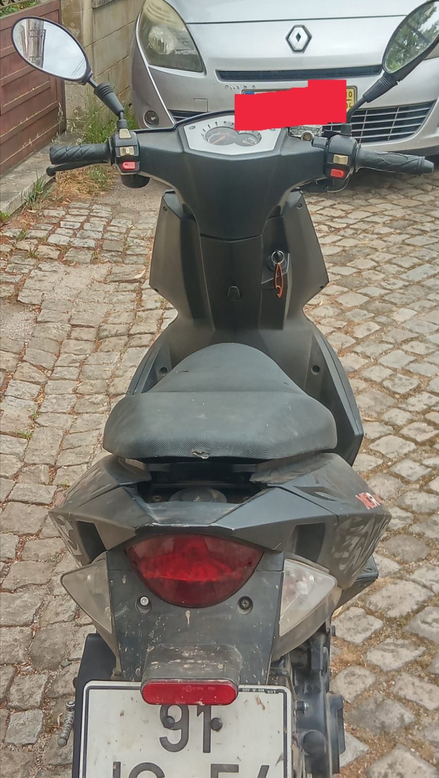 Vende se Mota para peças preços negociável