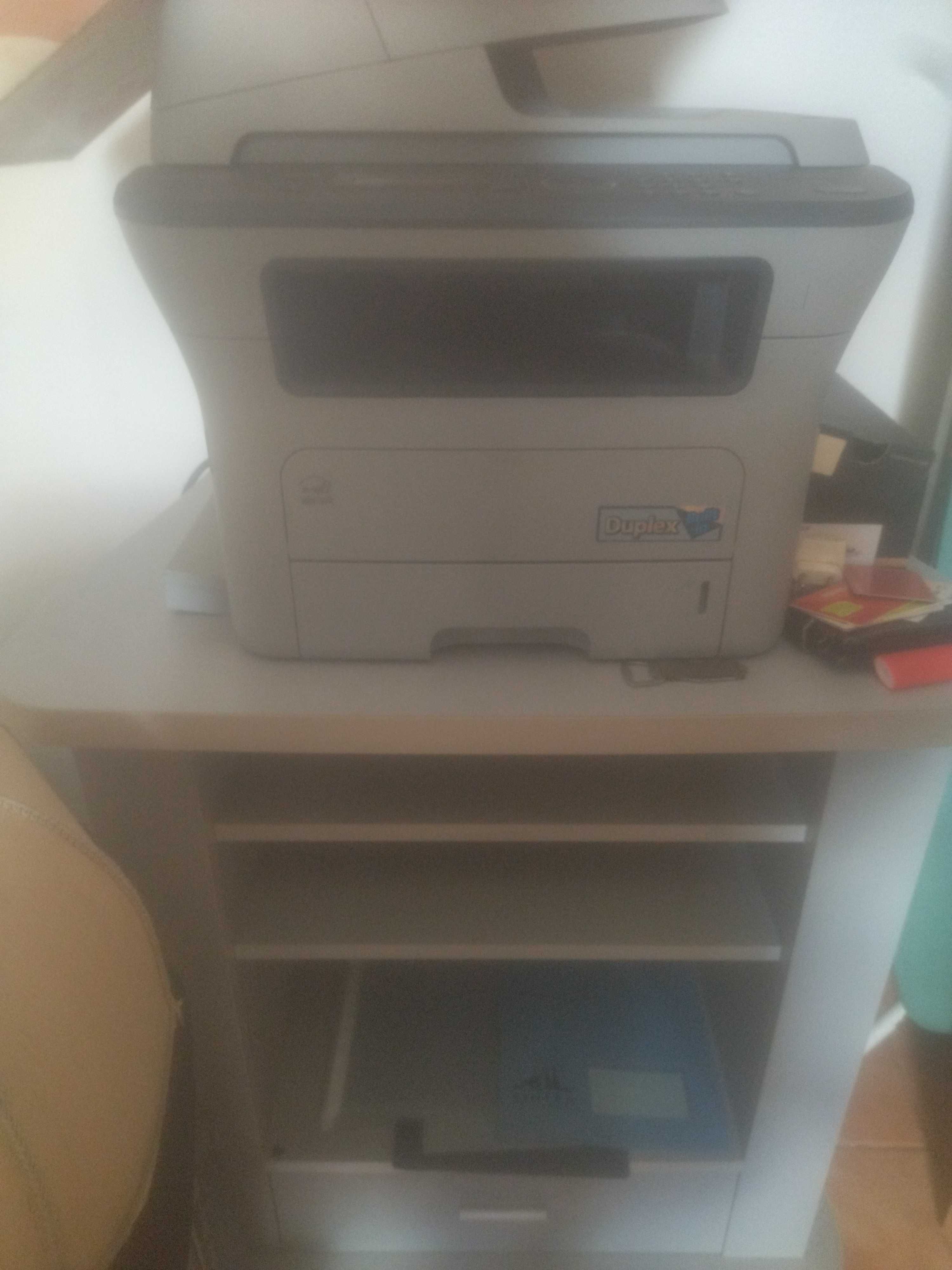 Fotocopiadora, impressora  e digitalizadora