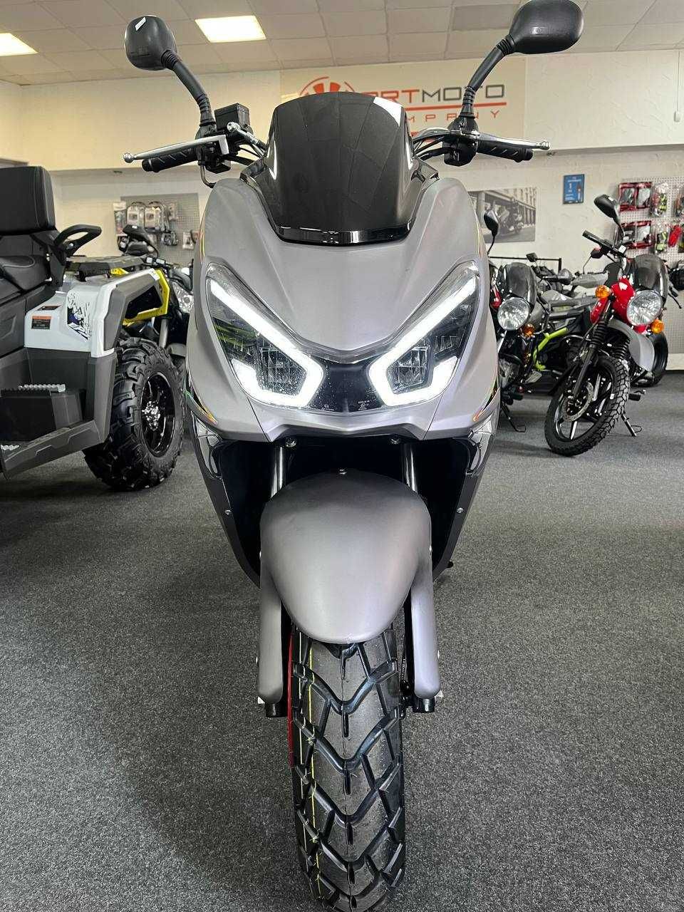 Скутер SPARK SP150S-18