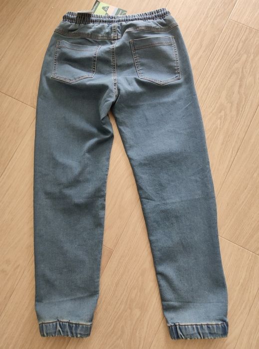 Nowe spodnie chłopięce