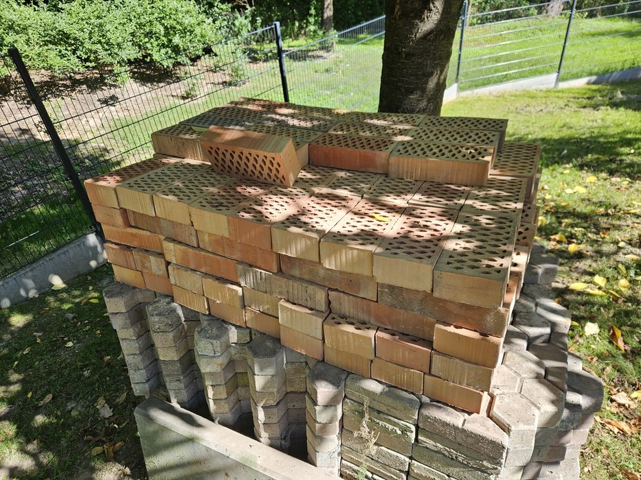 Cegła kratówka z lat 90-tych nowa 150szt