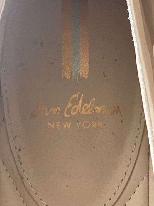 Туфлі жіночі бежевого кольору