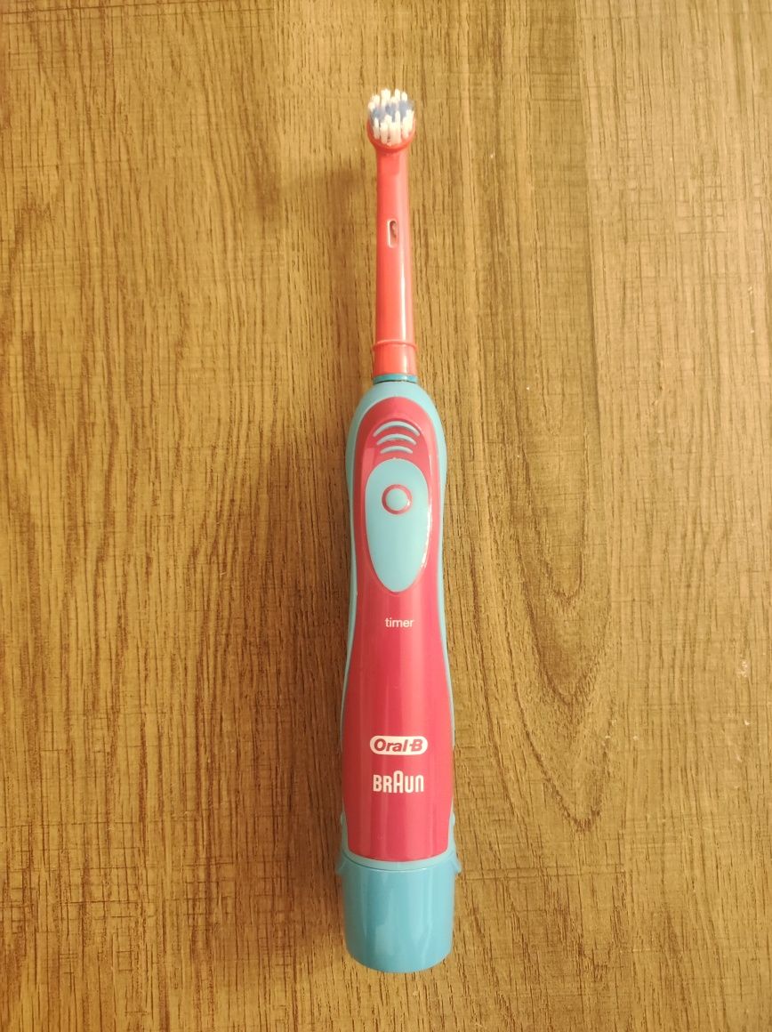 Szczoteczka elektryczna Braun Oral-B Timer dla dzieci na baterie