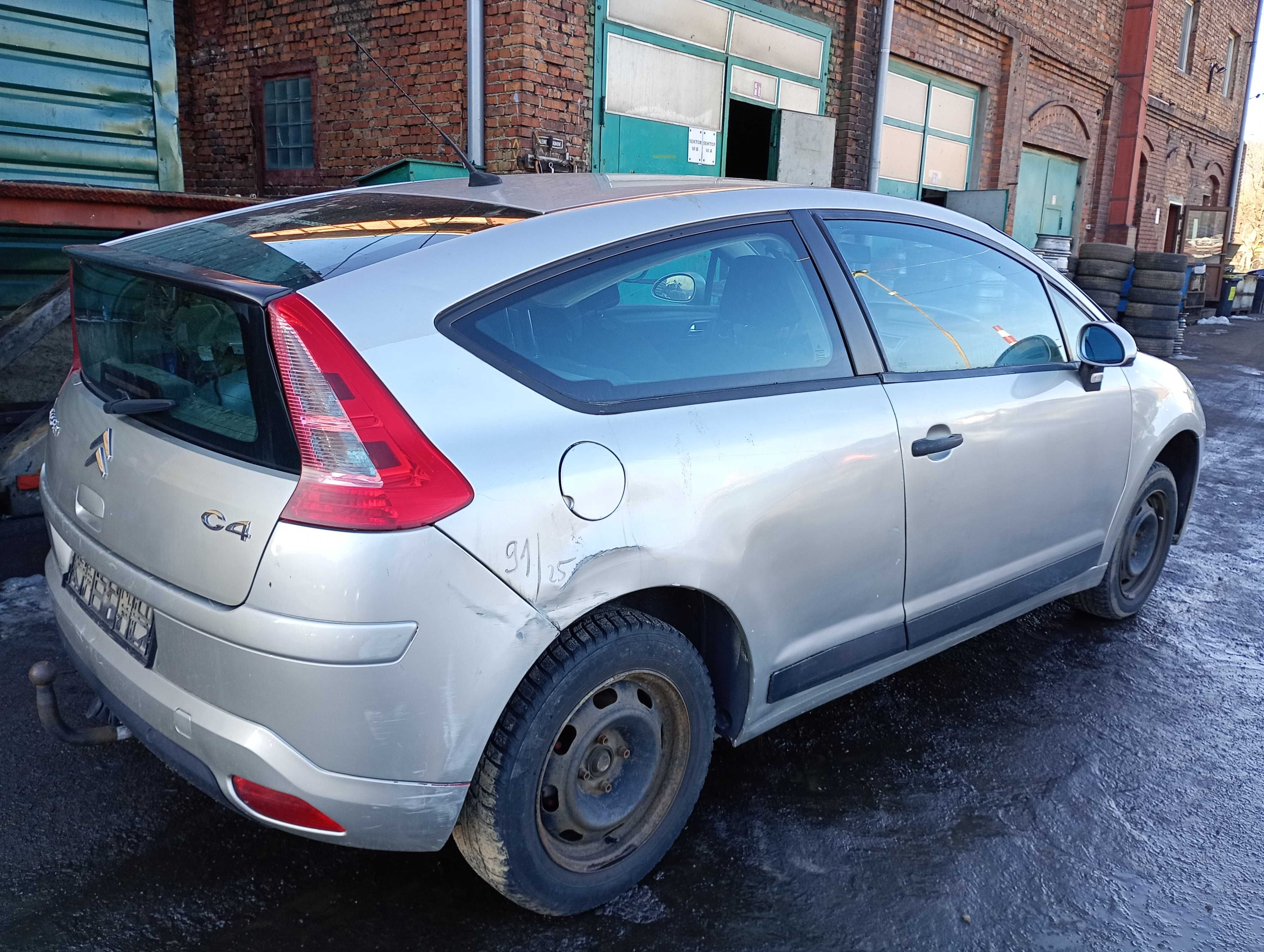 Citroen C4 1,6 ETS błotnik, części transport FV dostawa