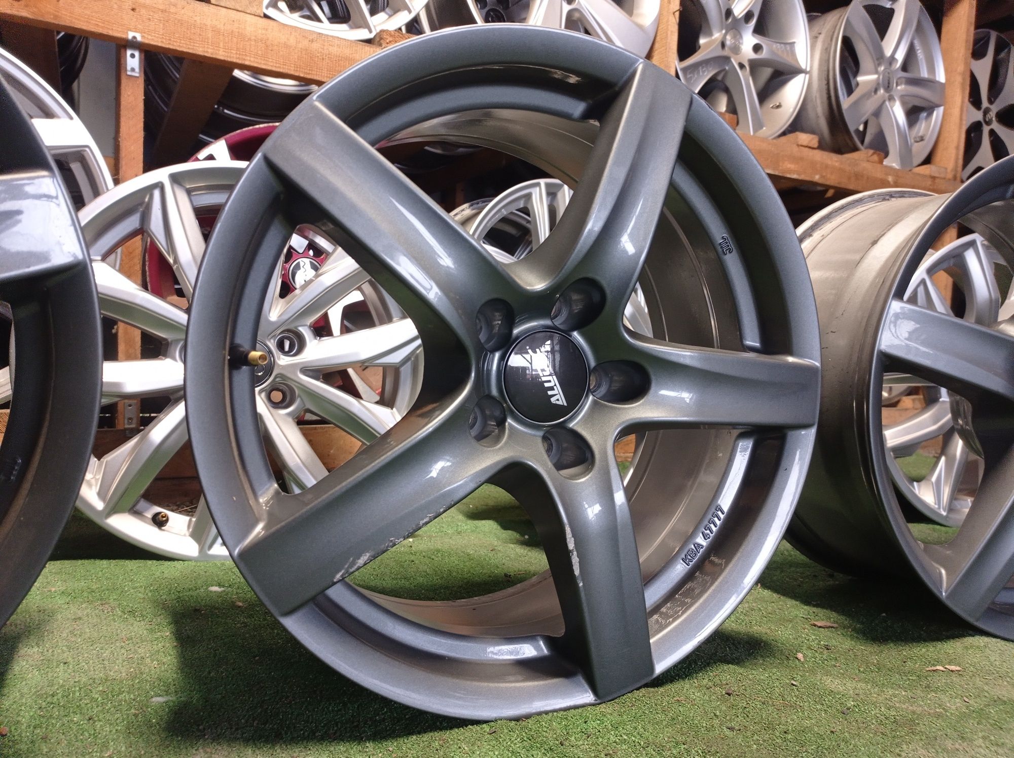 TSM Alufelgi 5x114,3 7,5jx17 ET35 Honda Hyundai Dacia Kia Nissan Mazda