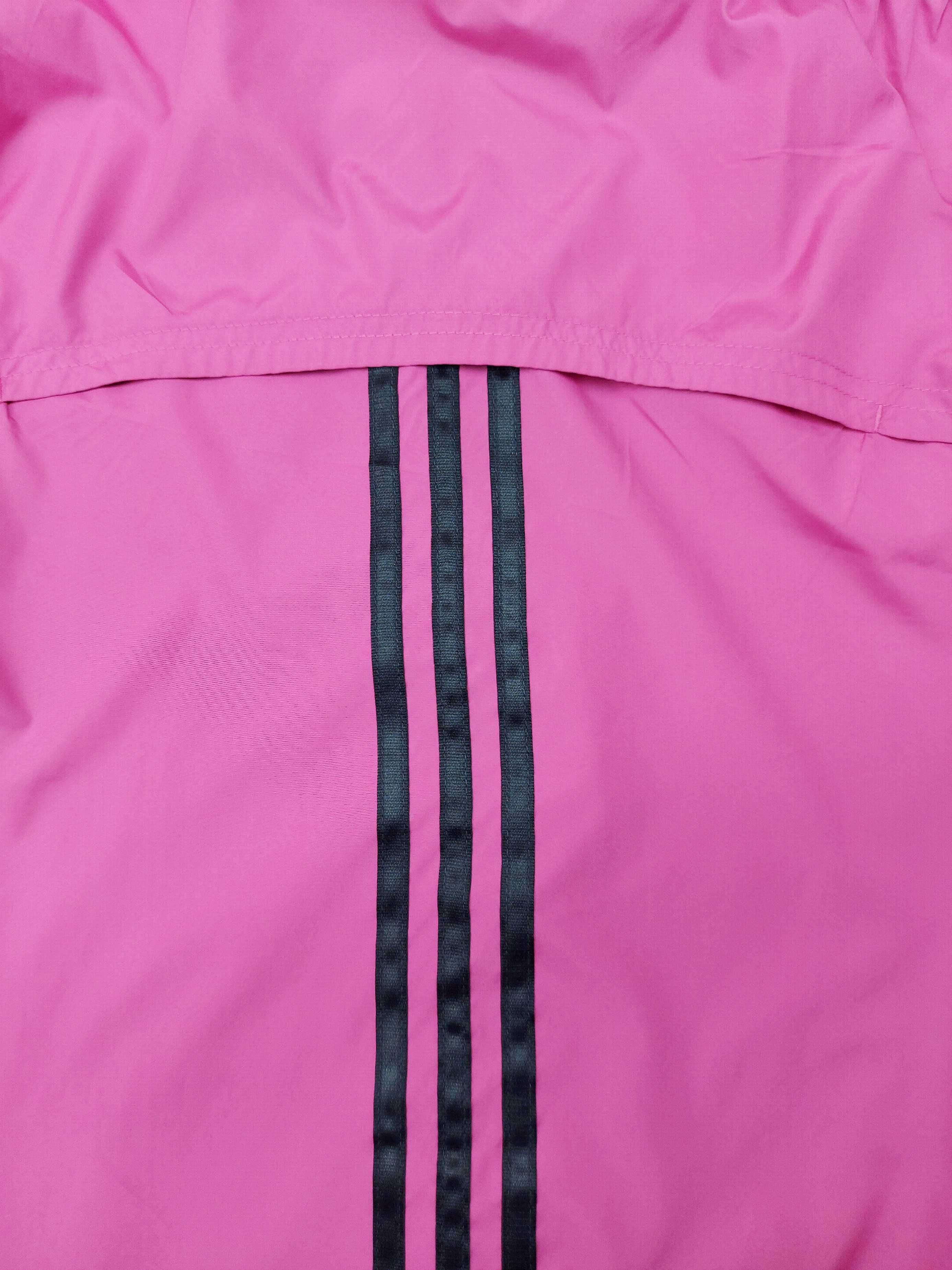 Жіноча олімпійка Adidas в гарному стані