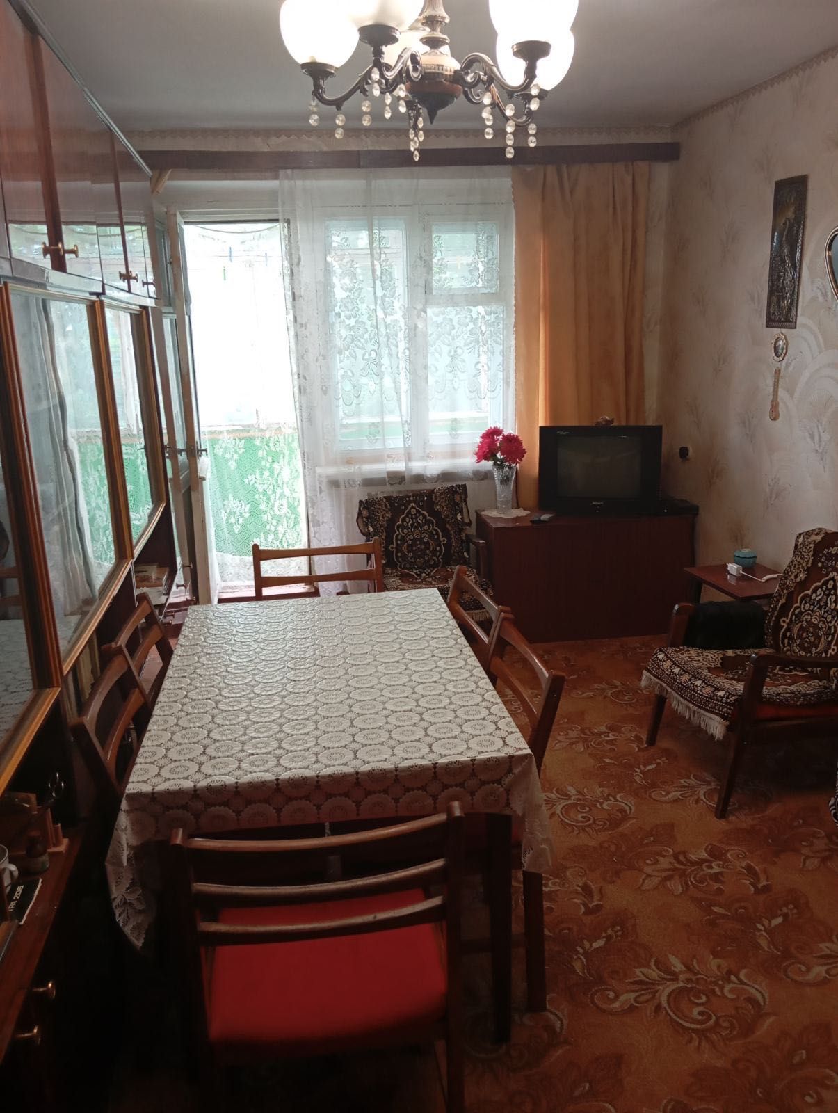 Продам 3-кімнатну квартиру у центрі міста Шпола