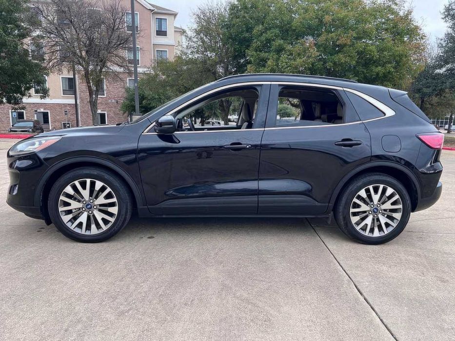 Ford Escape      2020