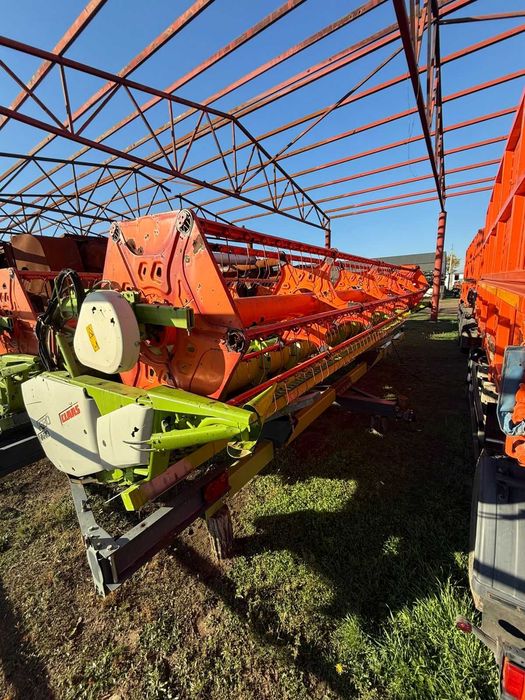 Зернова Жниварка Claas Vario 680