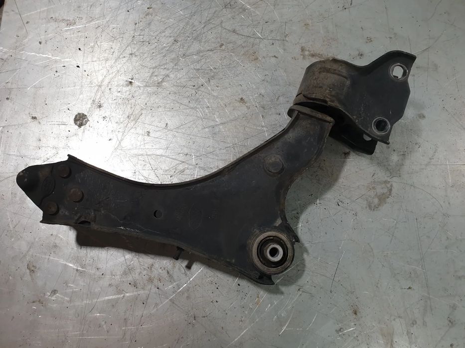 Braço de suspensão frente esquerdo LAND ROVER Discovery Sport (L550)