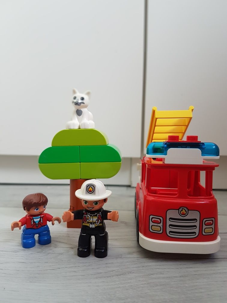 LEGO Duplo 10901 wóz strażacki